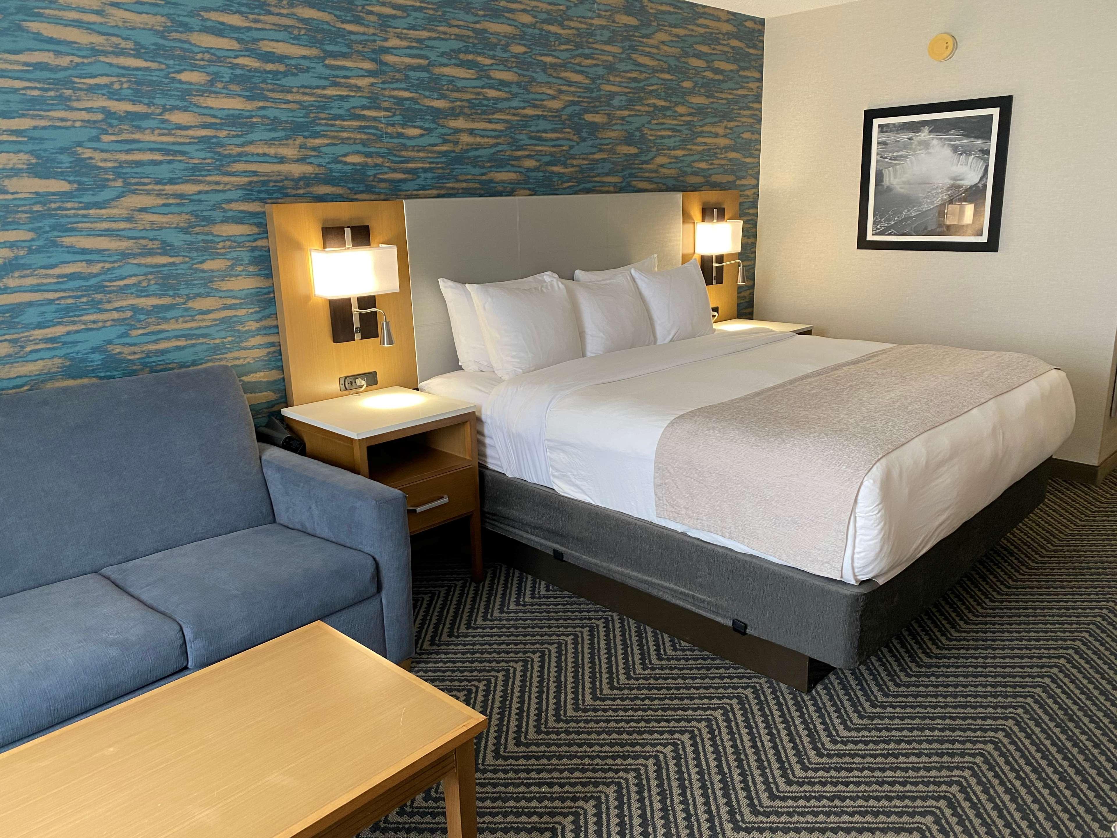 Radisson Hotel Niagara Falls-Гранд-Айленд Экстерьер фото