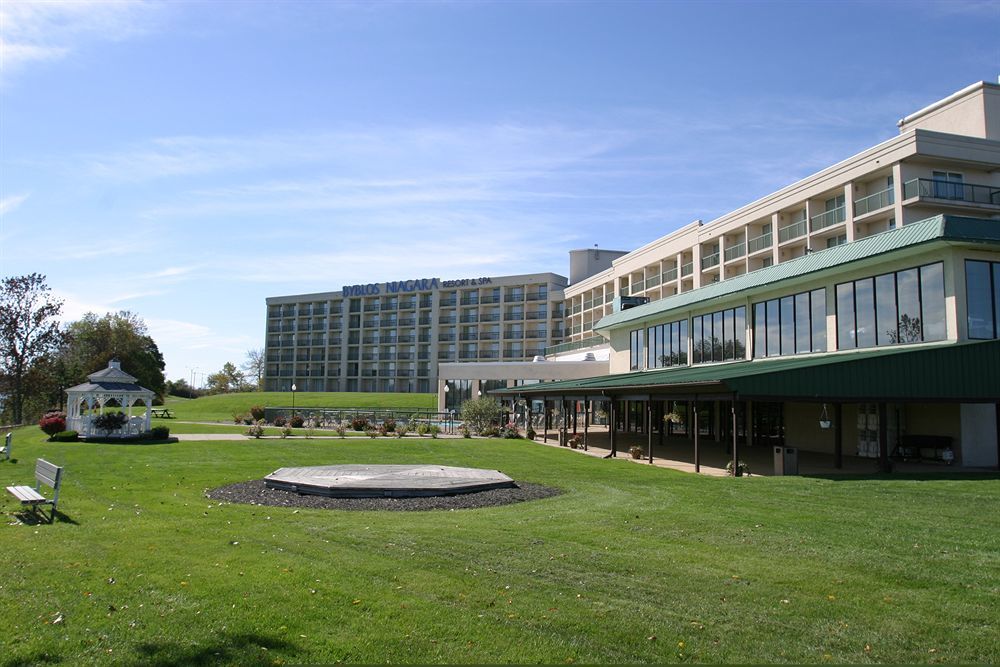 Radisson Hotel Niagara Falls-Гранд-Айленд Экстерьер фото